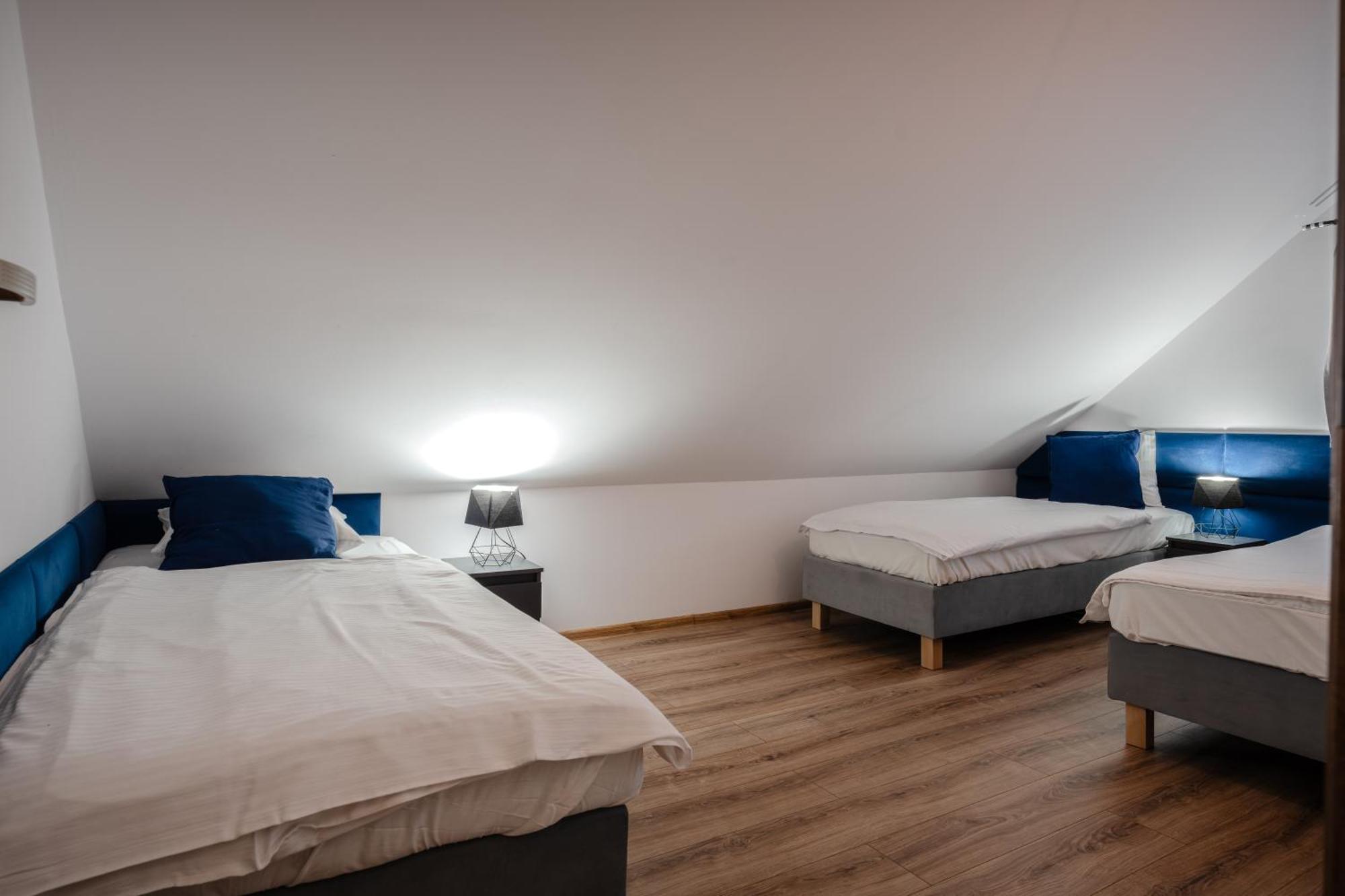 W Winiarni Apartment